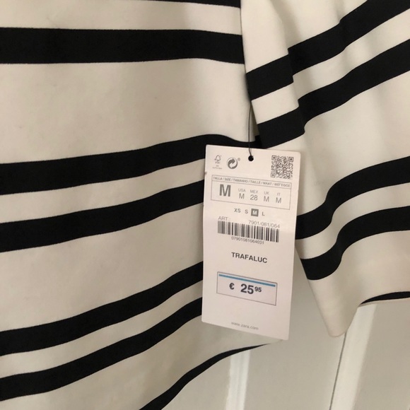 Zara Sripped Baloon Sleeve Crop Top Sz. M - Picture 2 of 3